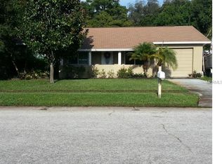 9237 91st St, Seminole, FL 33777