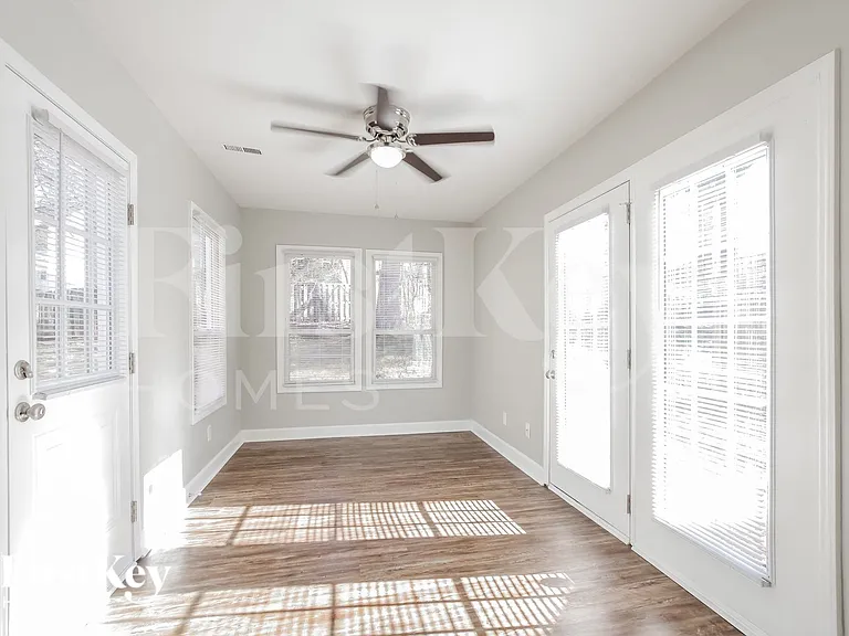 7515 Caribou Ct — Photo 9