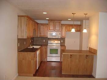 4th image of 7505 NE 62nd St