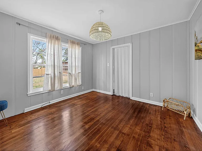 2417 S Kennedy Ave — Photo 40