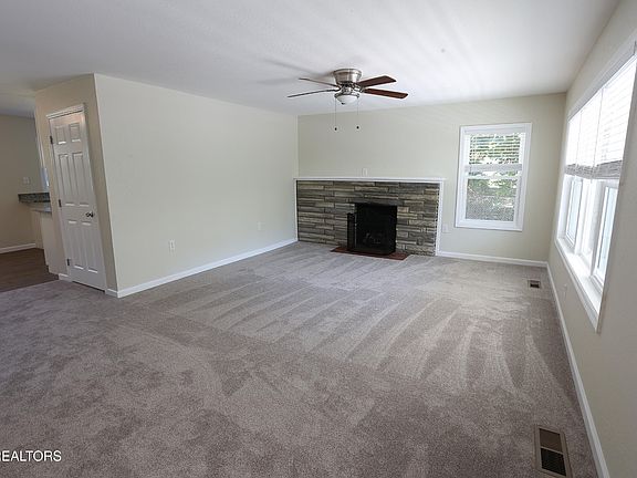 5th image of 800 E 1st Ave
