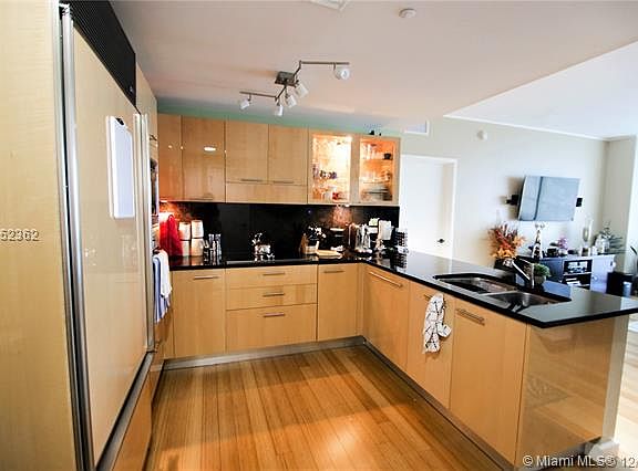 5th image of 6799 Collins Ave APT 1706