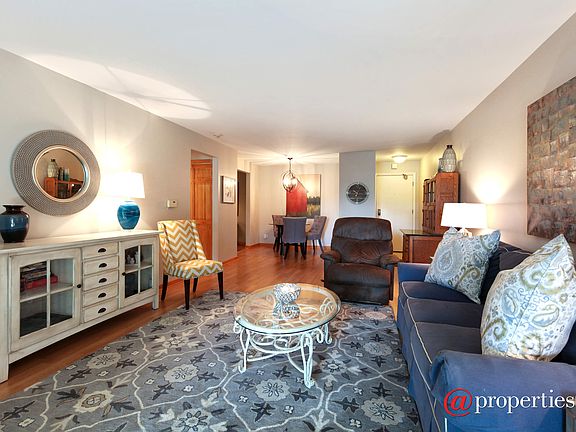 Living Room / Dining Room