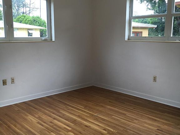 5th image of 3725 Ponce De Leon Blvd