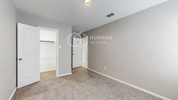16537 Milwaukee St — Photo 18