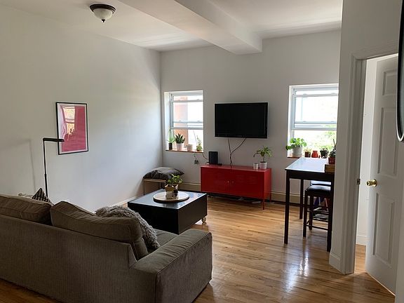 3rd image of 583 Driggs Ave APT 3F