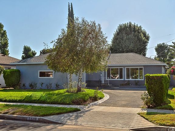 2nd image of 7509 Cozycroft Ave