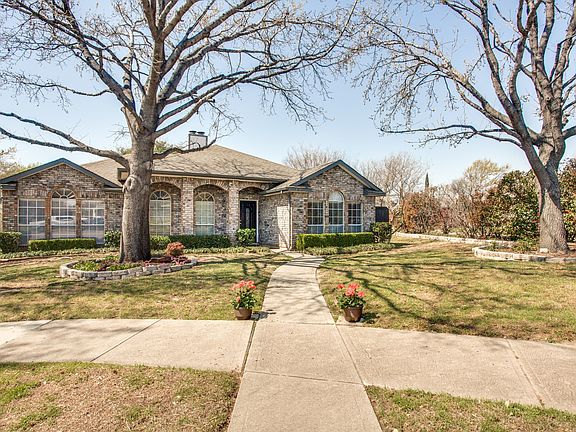 2nd image of 3809 Virginia Pine Cir