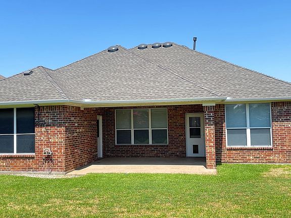 5th image of 602 Flora Vista Ct