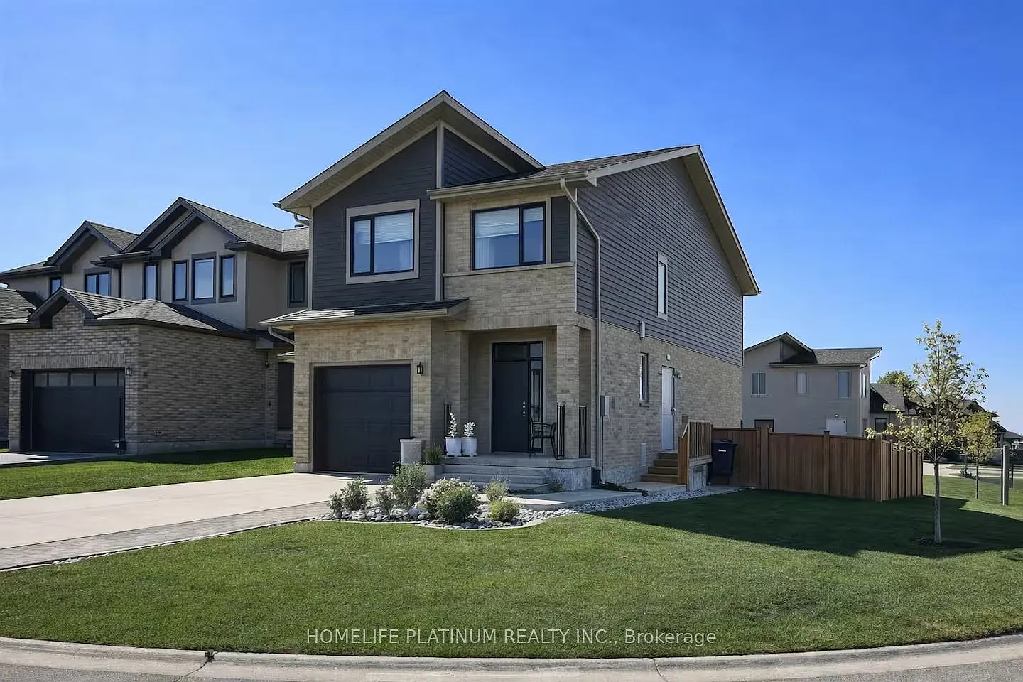 3 bed, $2,800 — Photo 2