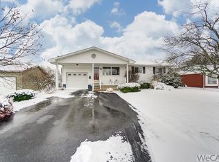 46 Hillcrest Ln, Kenton, OH 43326