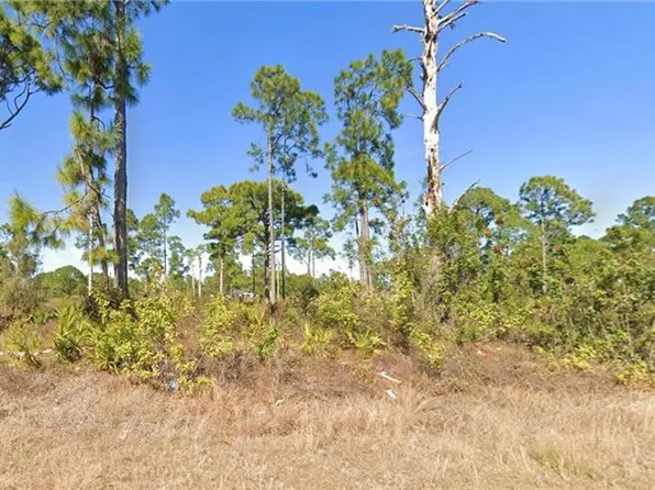 1103 Garibaldi ST E, LEHIGH ACRES, FL 33974