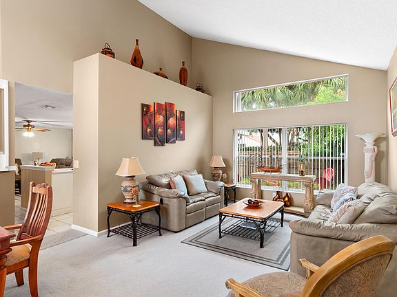 4th image of 8183 White Rock Circle