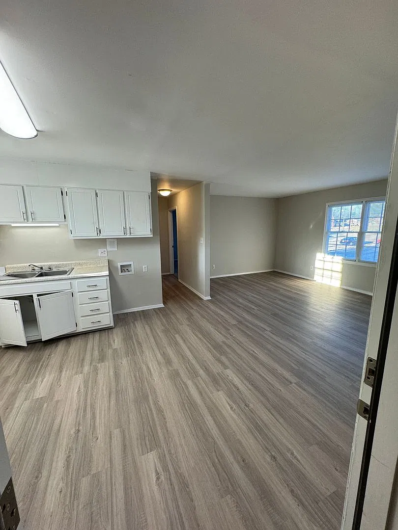 2bed/1ba Apt off S Main Kannapolis close to Downtown Kannapolis & Hwy 73 — Photo 3