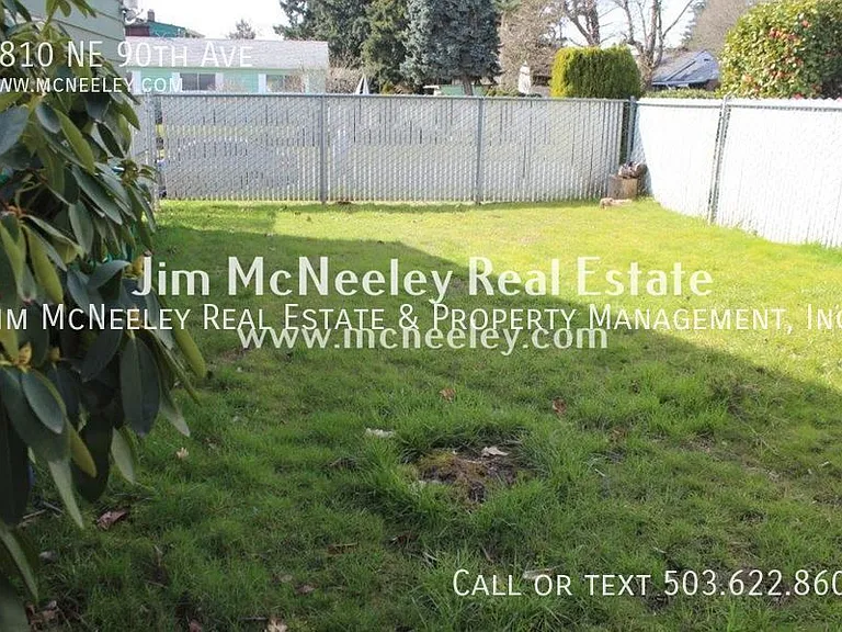 1810 NE 90th Ave — Photo 3