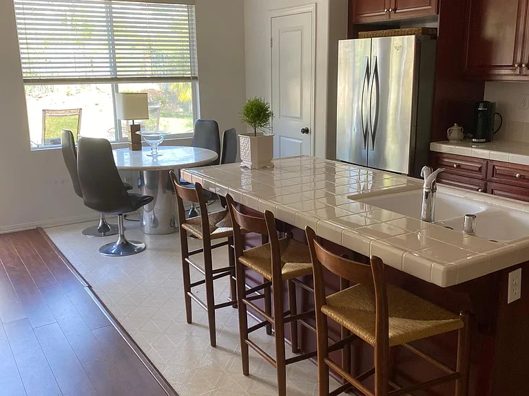 4674 Meadow Dr — Photo 3
