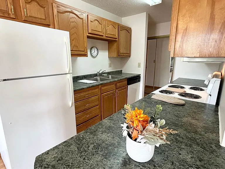 Windwood Estates — Photo 115