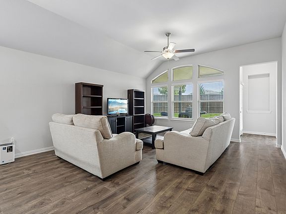 2nd image of 11400 Alpine Springs Dr