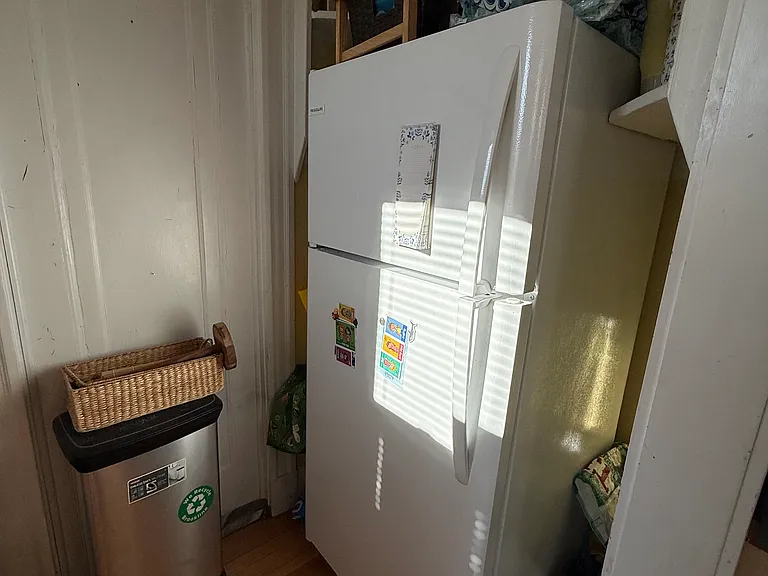 10 Greenway Ct #6 — Photo 5