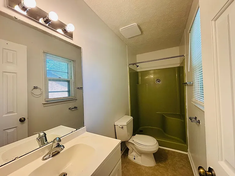 306 Woodbine Dr — Photo 11