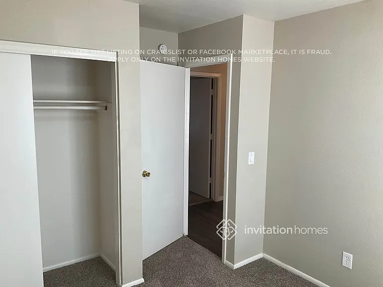 8632 W Townley Ave — Photo 5