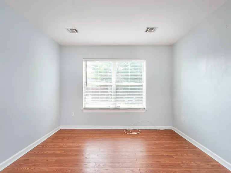901 Stuyvesant Ave #101 — Photo 14