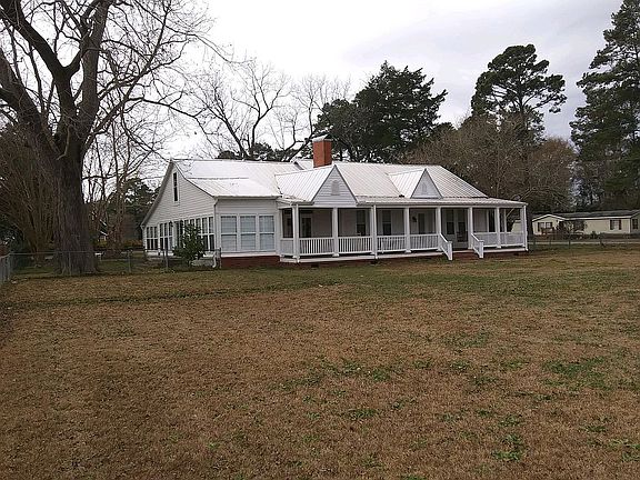 3rd image of 2508 Pamplico Hwy