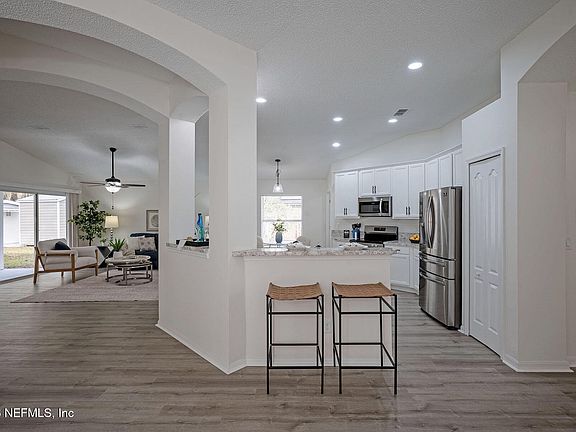 2nd image of 10257 WOOD DOVE Way