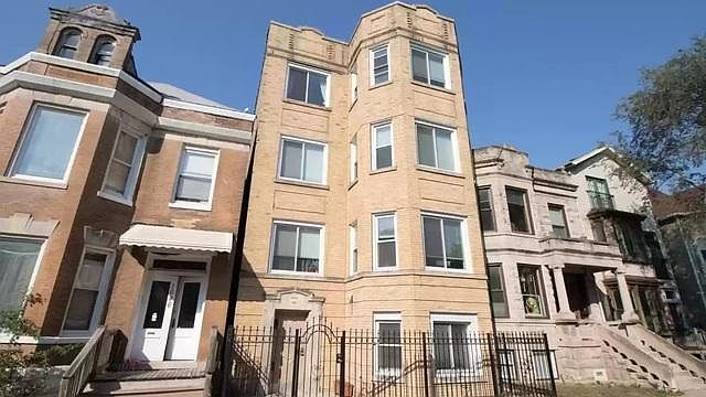 1st image of 1650 N Richmond St #2