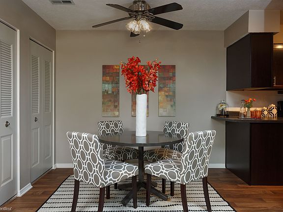 CedarLakesApartments_2bd_05cropped_HighRes