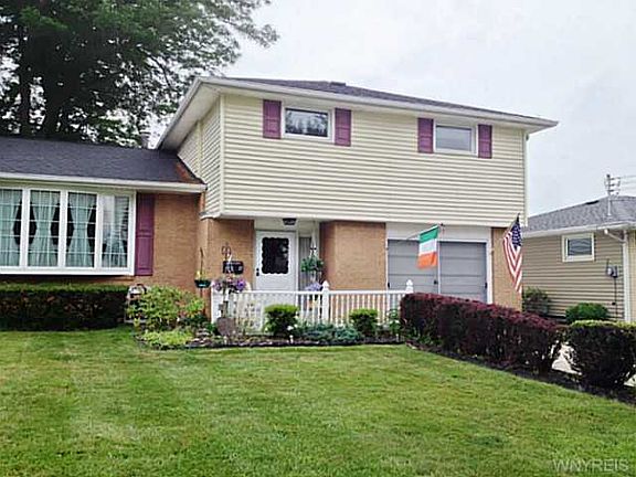 3rd image of 37 Marlin Dr