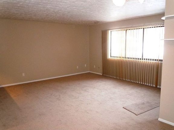4th image of 3237 Bay Landing Dr #30