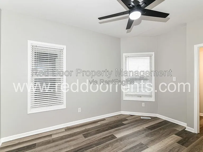 1329 E Market St #2 — Photo 13