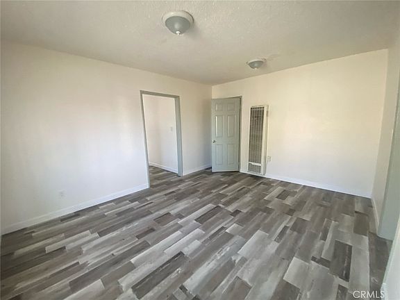 4th image of 118 E Gardena Blvd