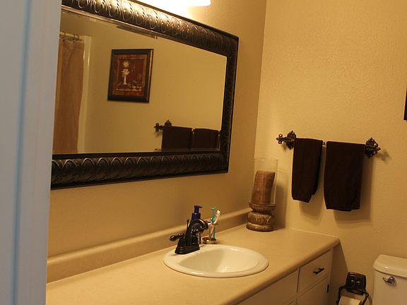Large bathrooms w/ updates