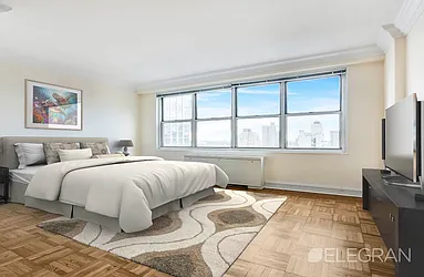 Rented by (Legacy) Elegran