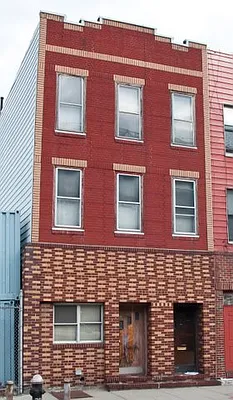 Sold by Greenpoint Properties | media 1