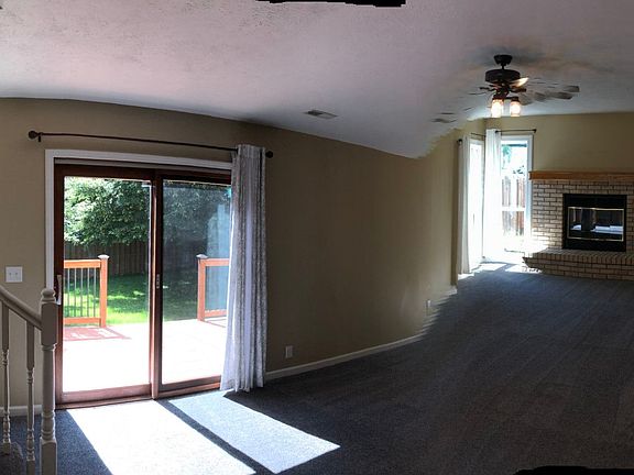 2nd image of 310 Oakwood Dr