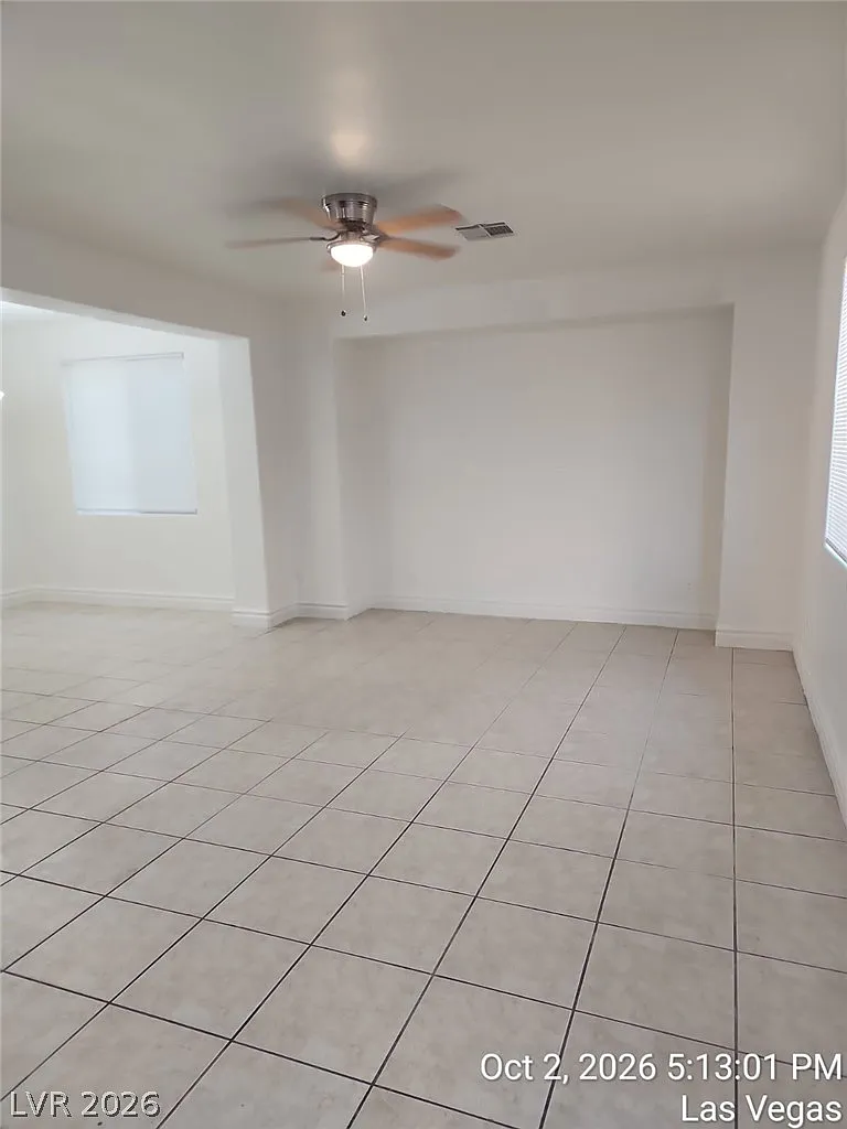 4 bed, 3.0 bath, 2415 sqft, $2,450 — Photo 3