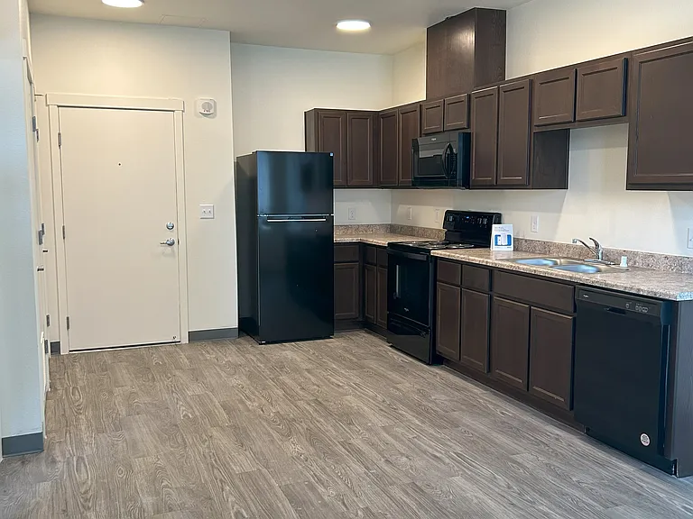Ceja Vista Senior Apartments — Photo 7