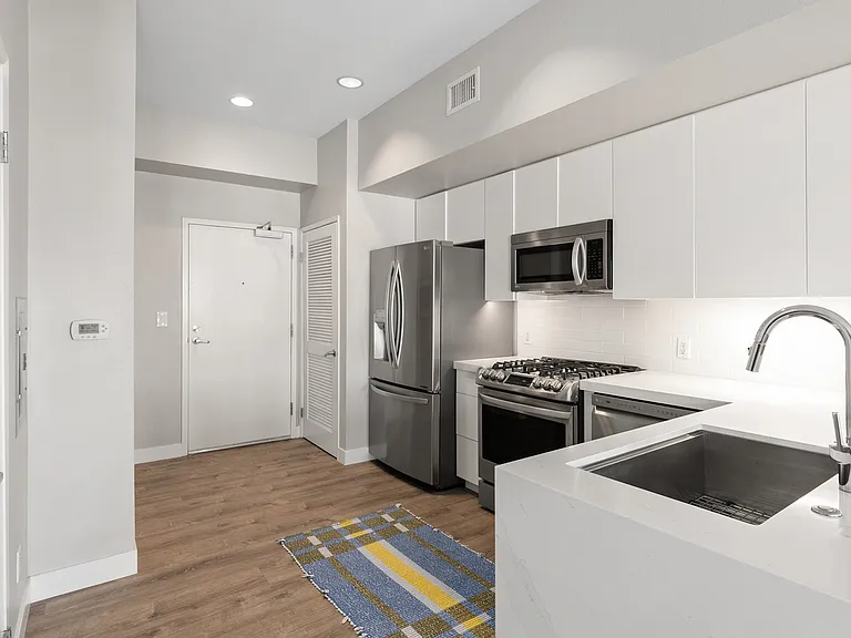 445 Island Ave #703 — Photo 10
