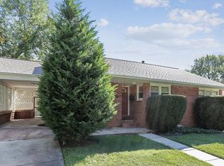 1704 Franwall Ave, Silver Spring, MD 20902