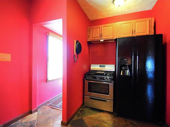5th image of 3303 Tuxedo Ave