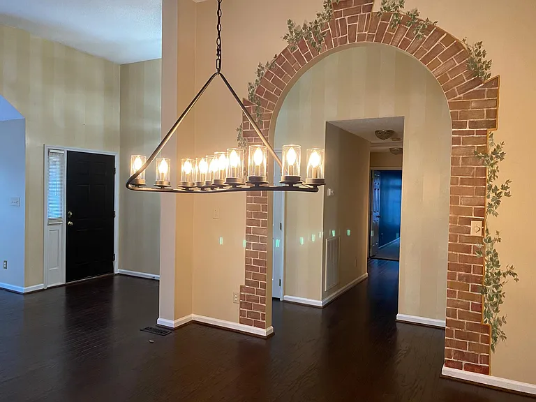 107 Brook Fryar St — Photo 3
