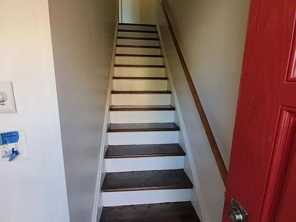 2nd image of 67 Saint Pauls Ave Floor 2