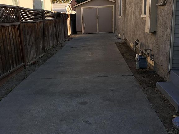 5th image of 184 S 21st St