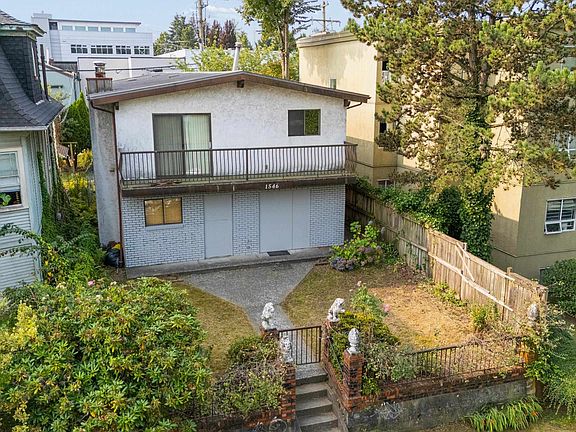 3rd image of 1546 Adanac St