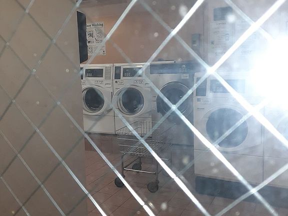 4th image of 2157 33rd St APT 1