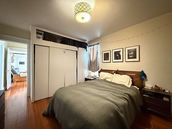 4th image of 863 Orange St Unit 1