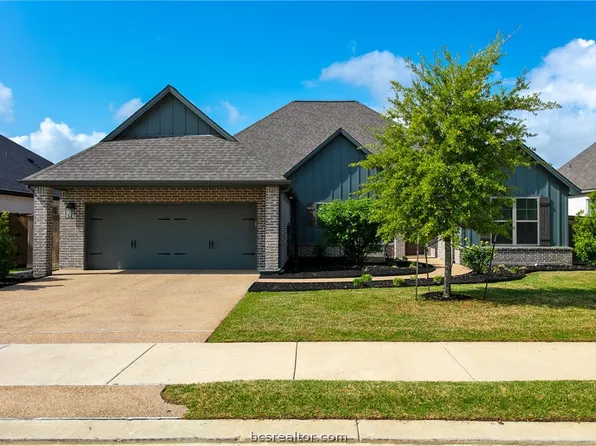 1748 Kerr Valley Ln, College Station, TX 77845